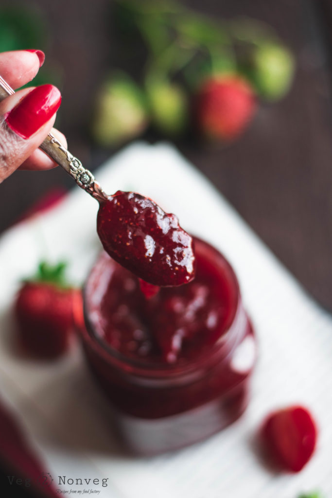 strawberries, strawberry, strawberry food photography, strawberry food styling, strawberry flatlay, strawberry jam, strawberry instant pot jam